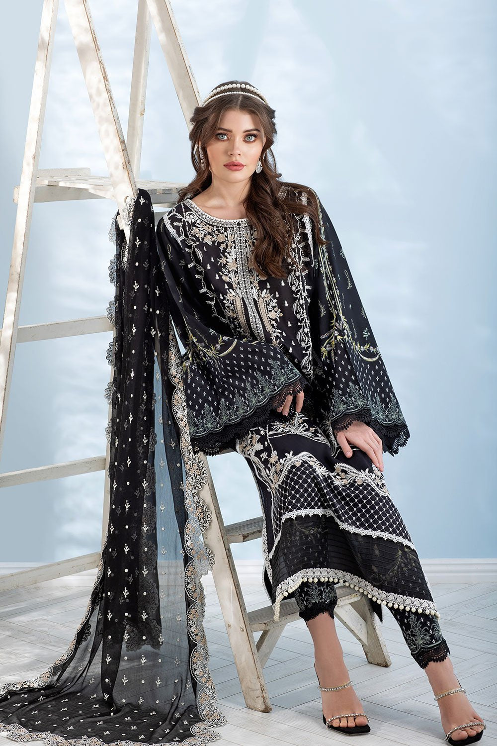 Sobia Nazir Luxury Lawn Collection 2021 Design 6B YourLibaas