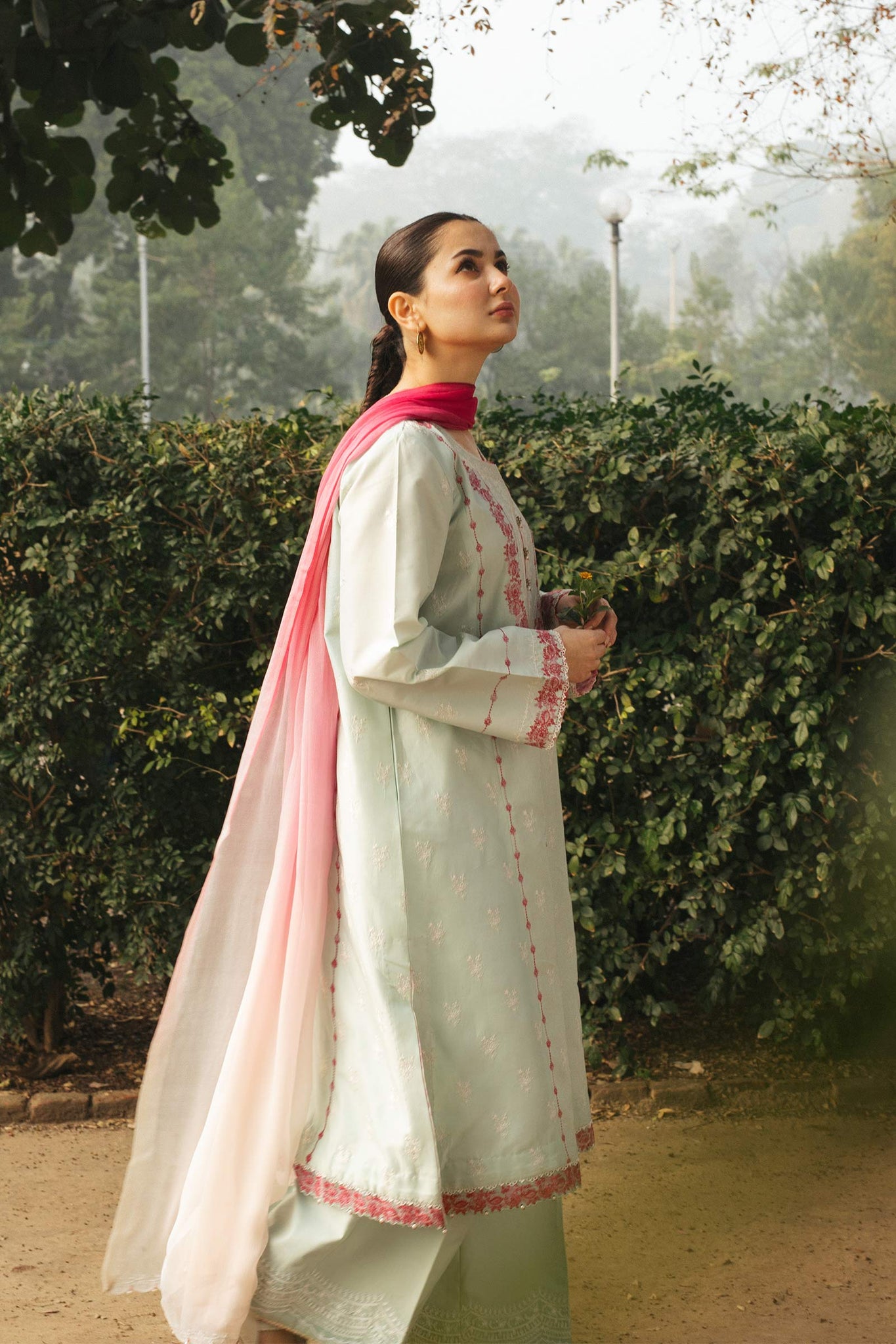 Zara Shahjahan Coco Lawn Collection 2022 Z228A YourLibaas