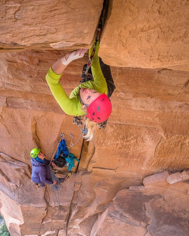 Alyse Dietel traditional climbing