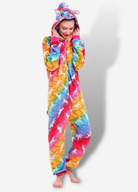 https://cdn.shopify.com/s/files/1/0666/3461/2961/products/pigiama-unicorno-carnevale-multicolore-con-cerniera.png?crop=center&height=645&v=1666274353&width=465