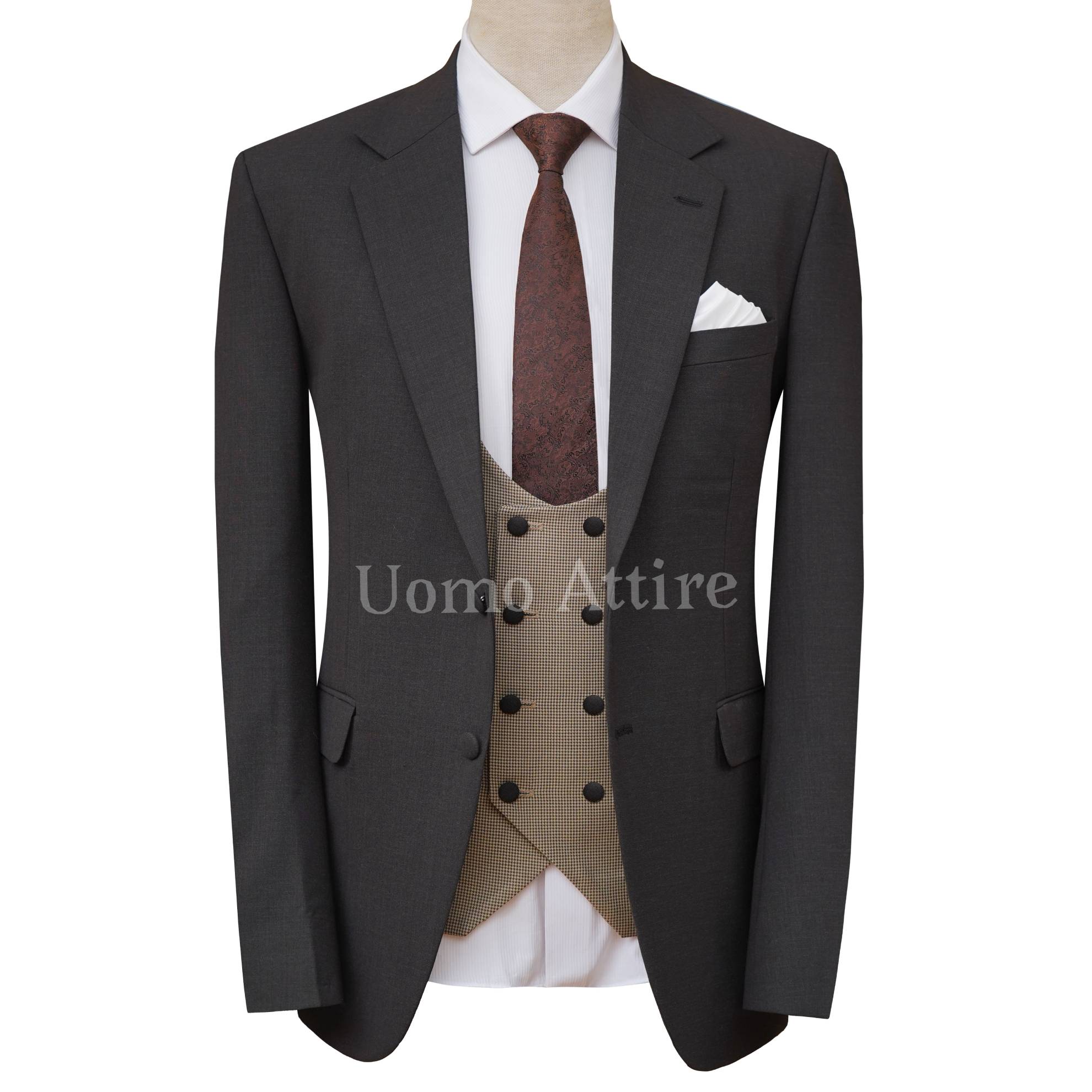 Best wedding suit for groom in United States | Light gray 3 piece suit for wedding