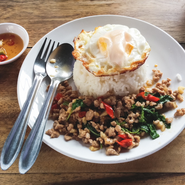 Pad Kra Pao Nua - Stir-fried beef with Thai basil