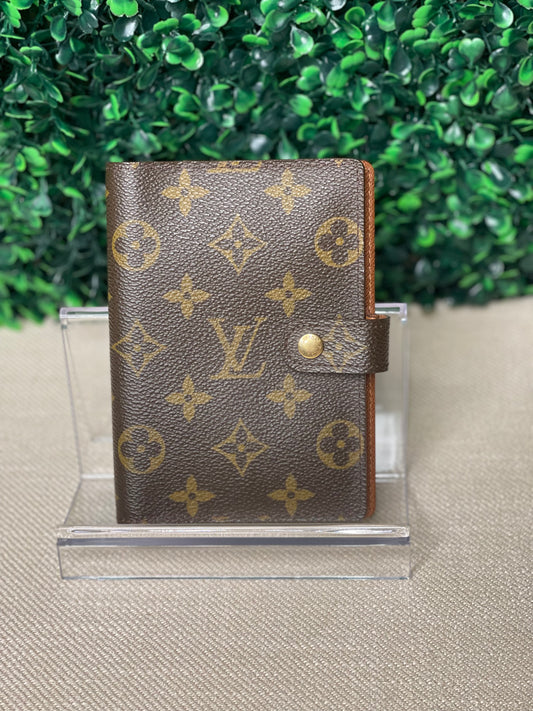 LOUIS VUITTON Necklace Pendentif Lock It Key LV Monogram Logo 750WG