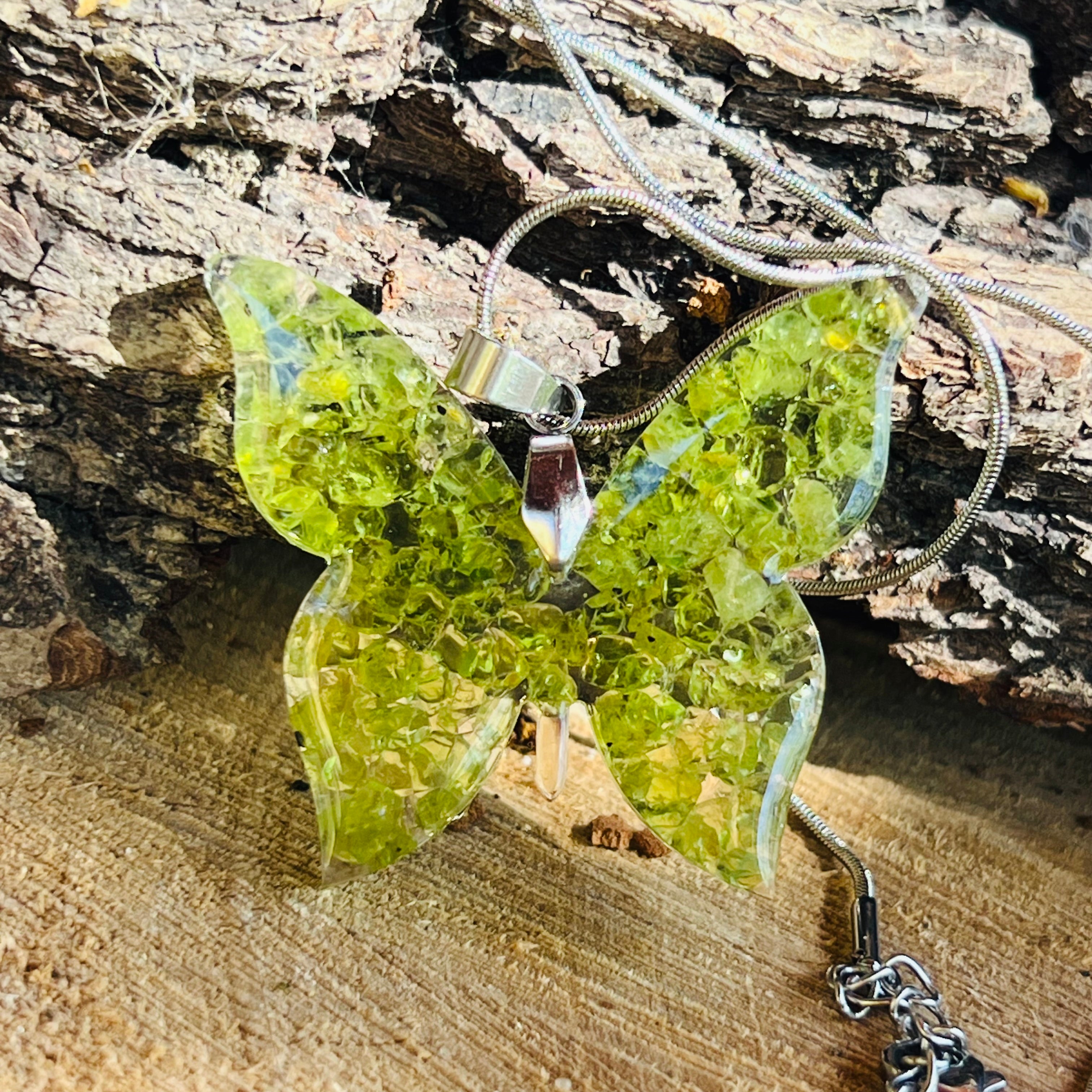 Colier peridot Butterfly