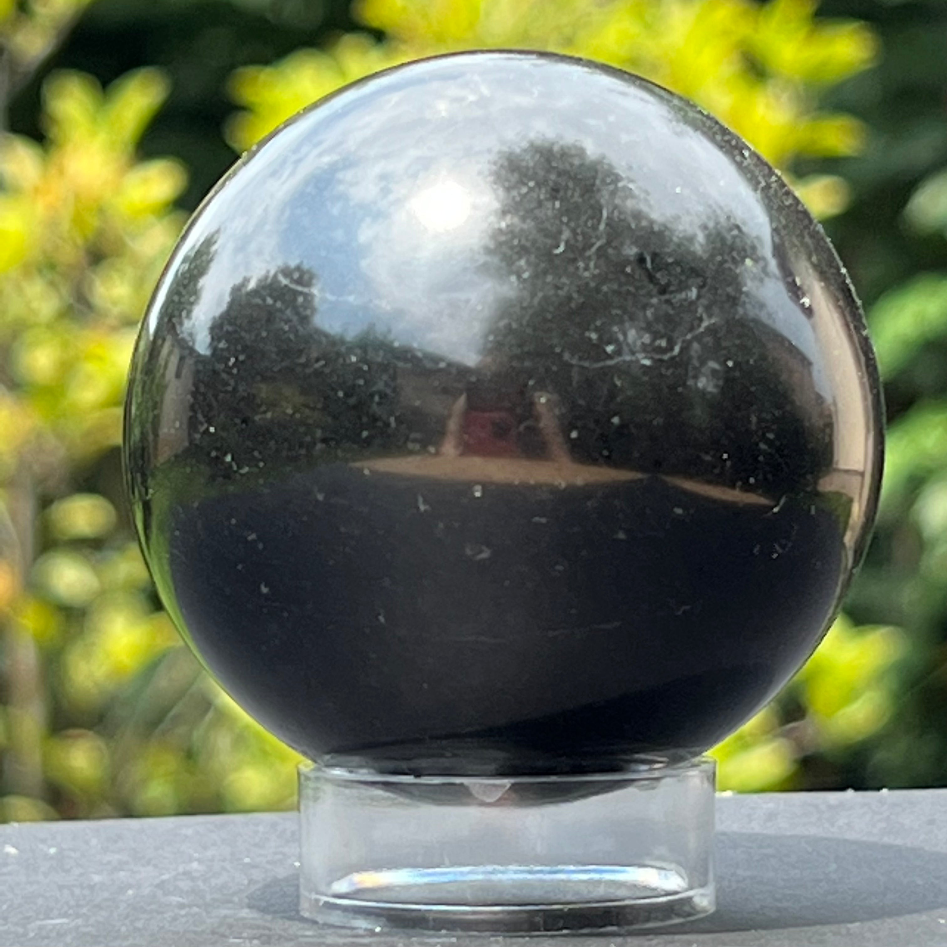 Bazalt sfera 5.5 cm lava vulcanica