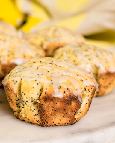 lemon poppy seed muffins with lemon drizzle