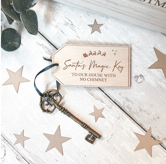 Santa’s Magic Key with Engraved Wooden Tag