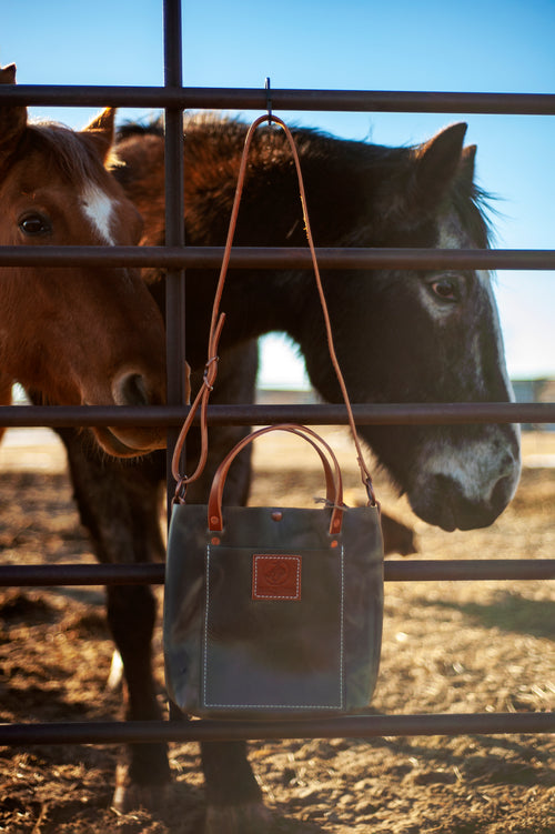 Panhandle Red Travel Tote