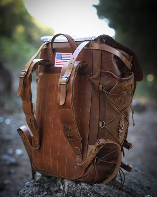 The Trailblazer Bushcraft Waxed Canvas Backpack In Army Green