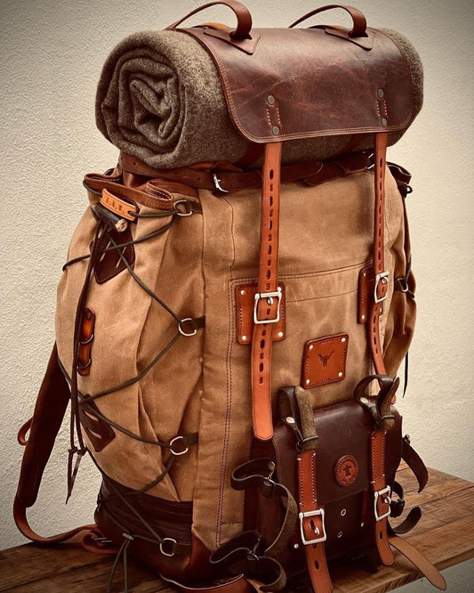 The Churchill Waxed Canvas Backpack – Cotswold Hipster