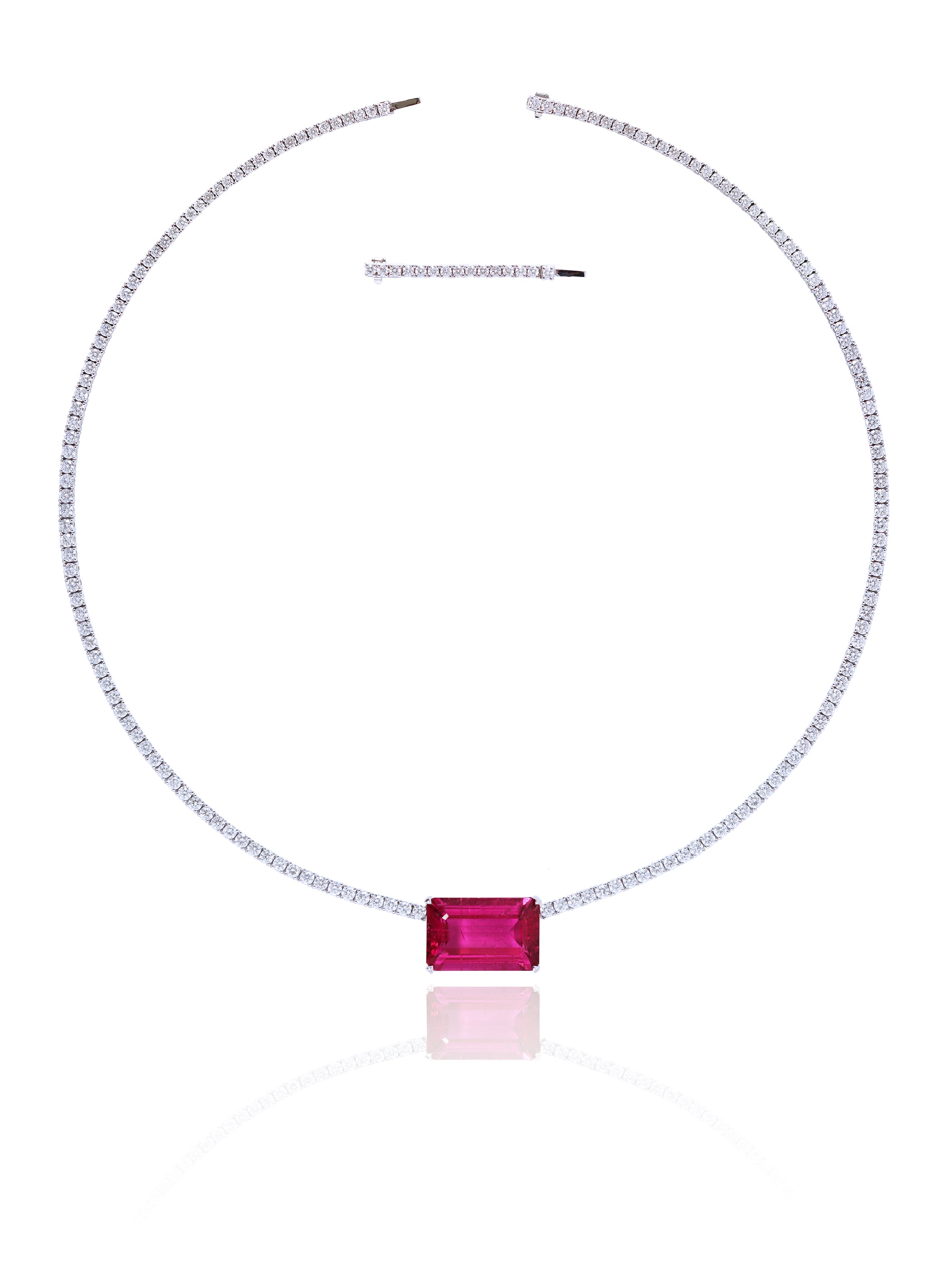 Pink Sapphires 35.11cts and Diamond Statement Line Necklace in 18K Ros