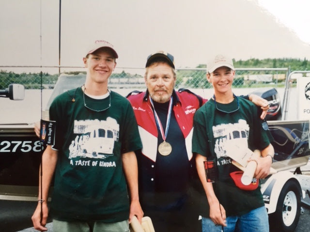 Jeff Gustafson standing next to Ron Linder