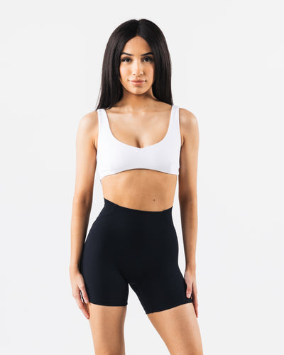 Aura Strappy Bra - Porcelain – Alphalete Athletics