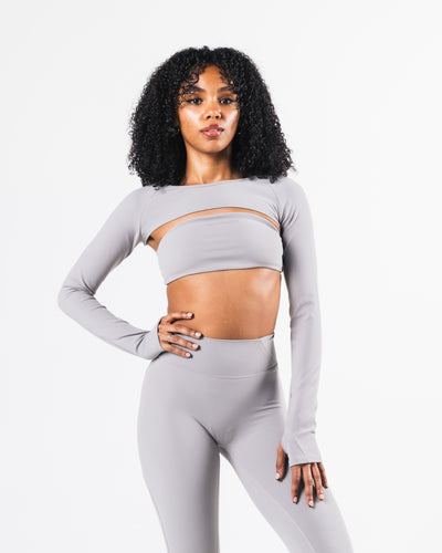 Long Sleeve Workout Shirts for Women with Built in Bra, Fitted Athletic  Running Crop Top Shirts - White