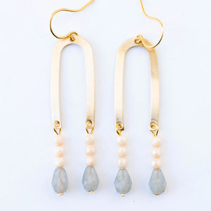 Long Arch Beaded Earrings/Gray - Alice & Erin