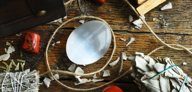 selenite healing properties