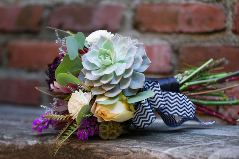 Tree Hut Bloominous Bouquet