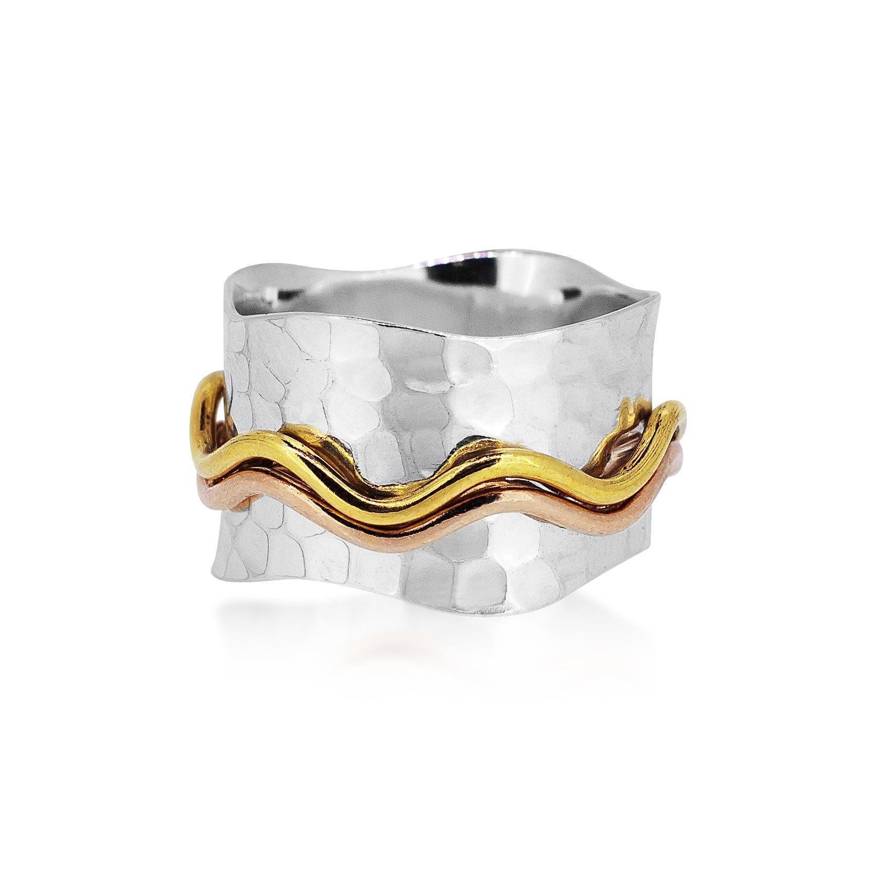 Ocean Wave Spinner Ring