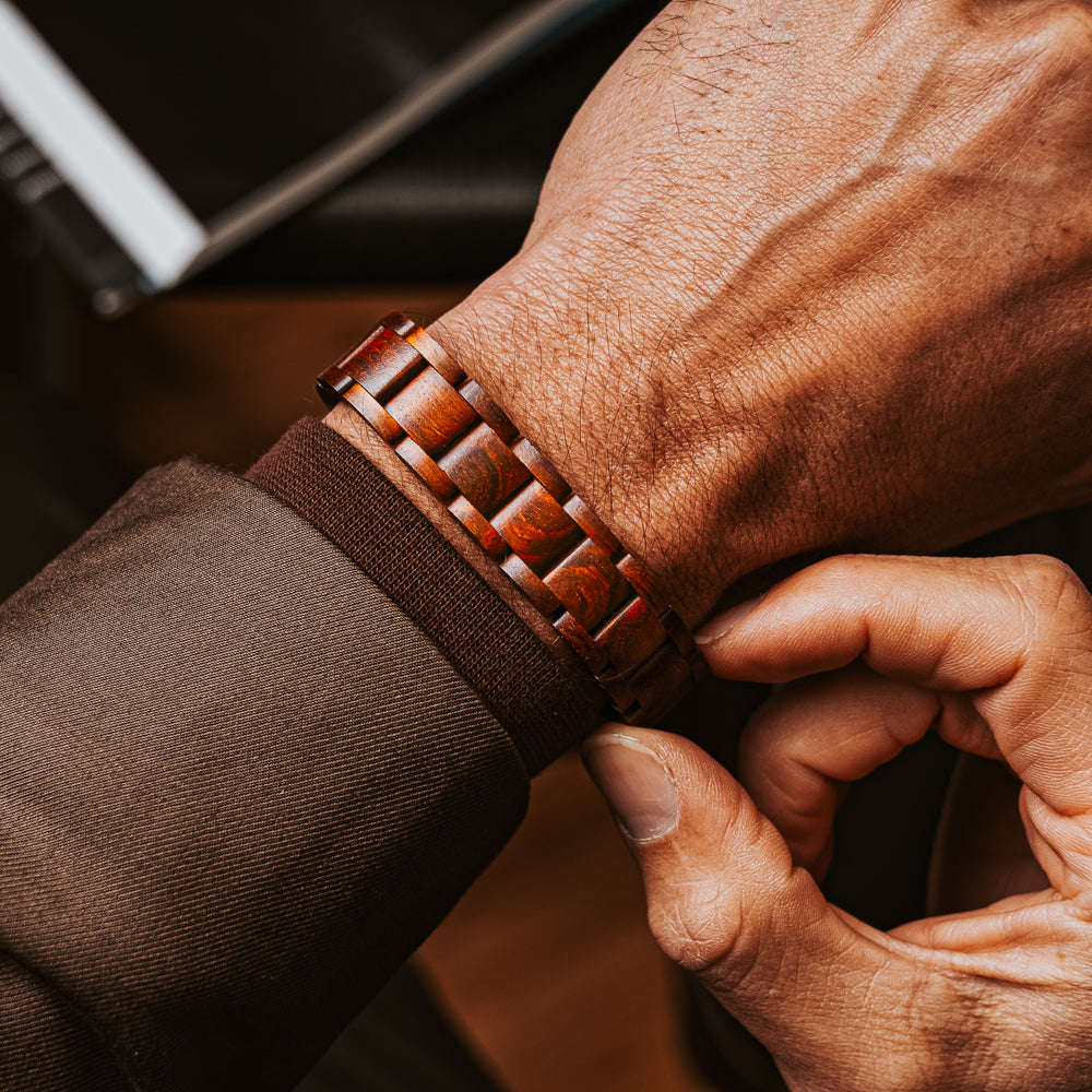 Classic Red Sandalwood Bracelet