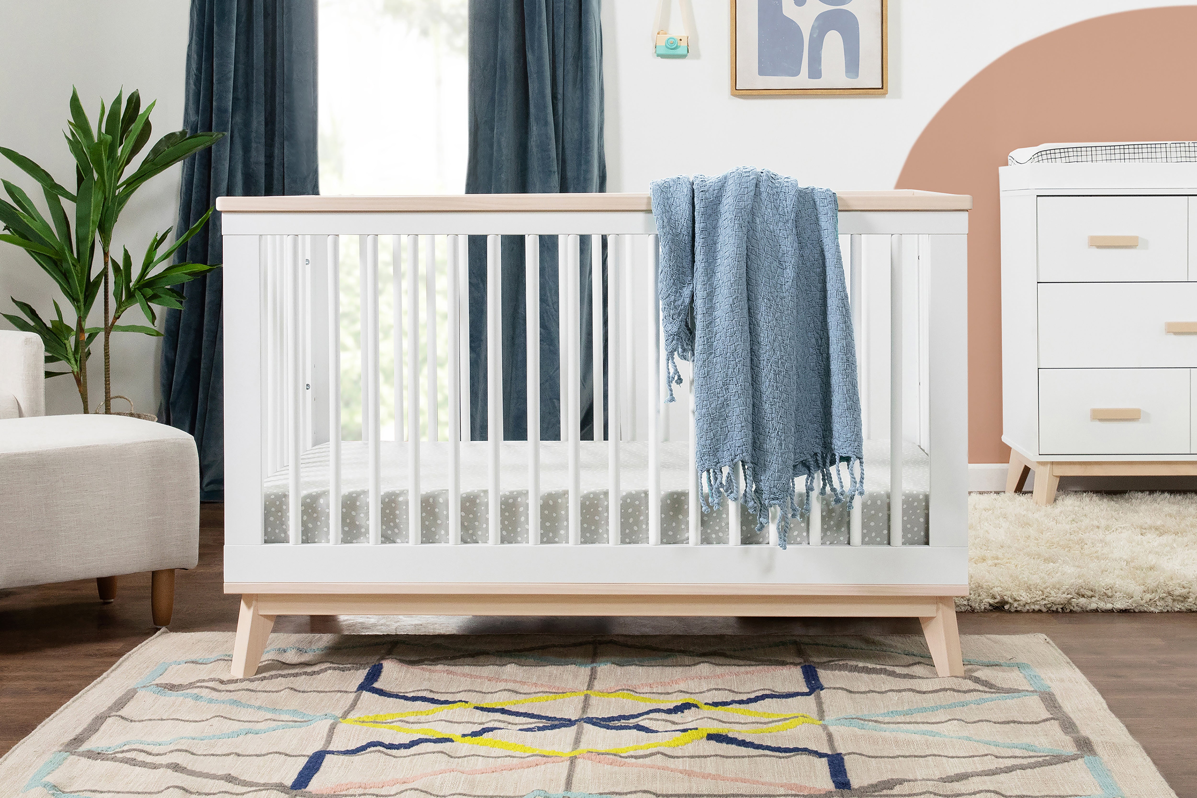 Babyletto maki full size portable crib clearance in white