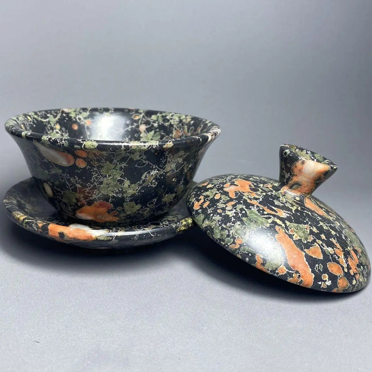 ​Théière Gaiwan en jade à fleurs de prunier | Théières à la folie