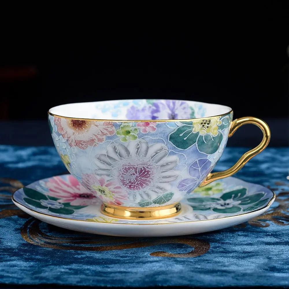 ​Tasses porcelaine motifs délicats | Théières à la folie