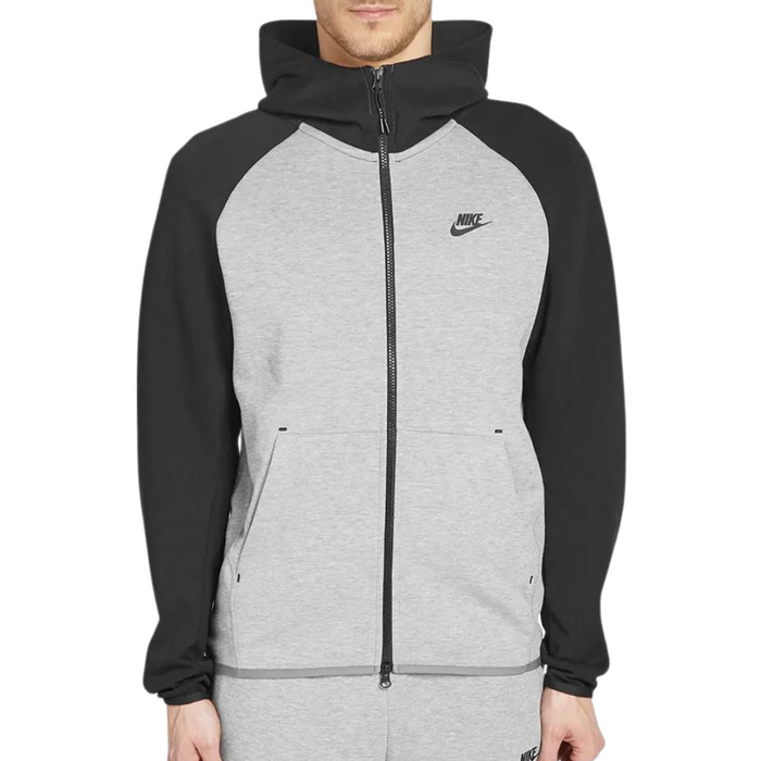 Old Season Nike Tech Fleece