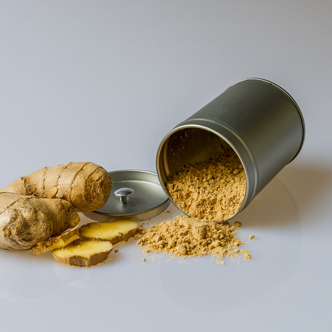 Ginger root and ginger powder