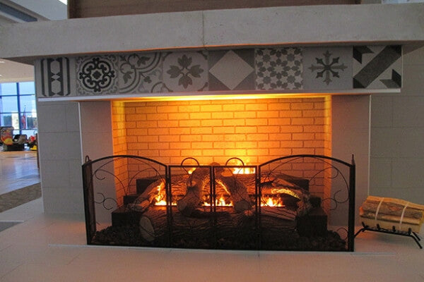 Traditional Looking Water Vapor Fireplace