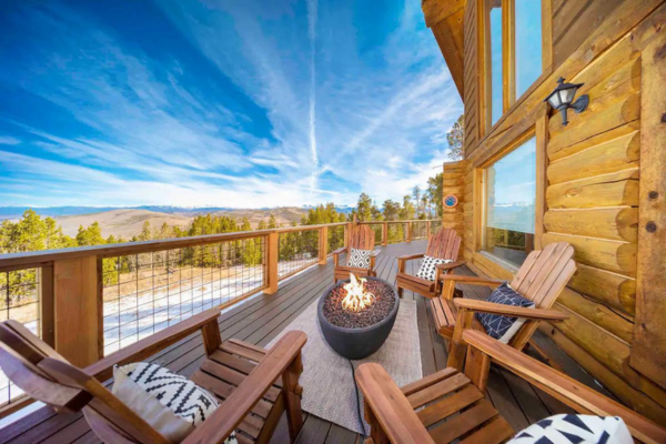 Colorado Airbnb with Fire Pit