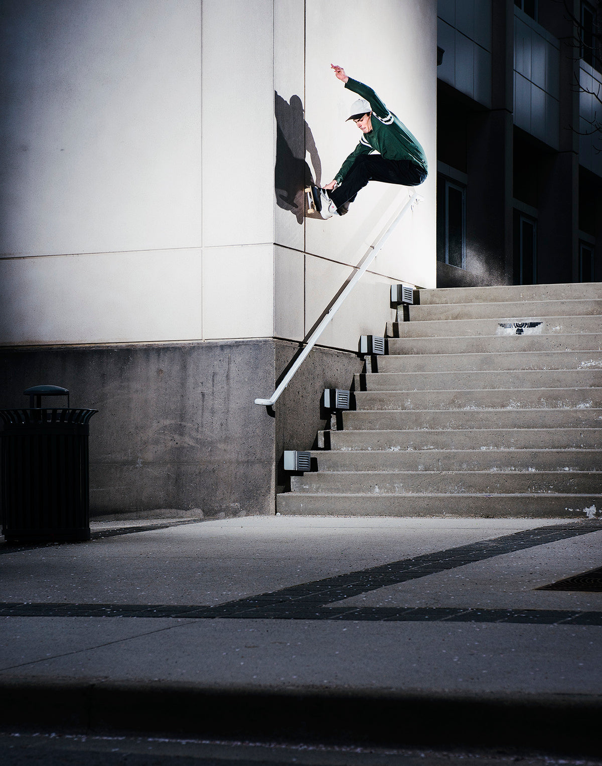 Samlind frontsidewallridegrab web