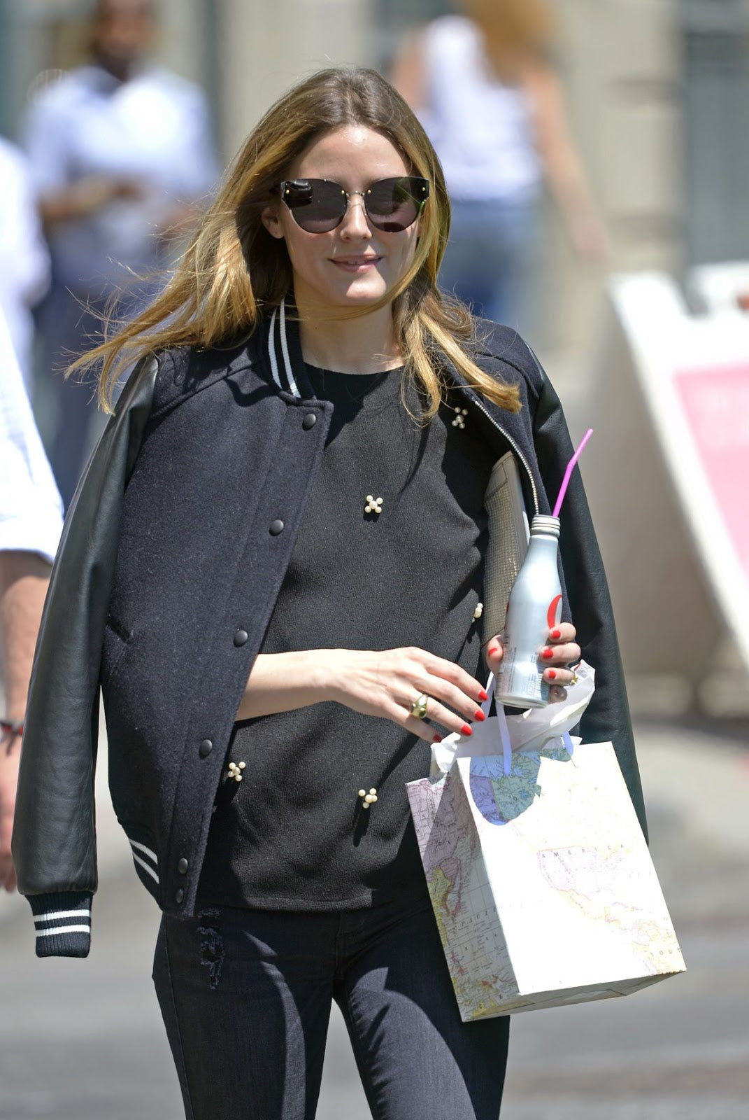 OLIVIA PALERMO WEARS FOR ART'S SAKE HONEY TRAP BLACK IN NYC