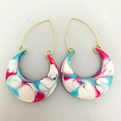 photo shows completed earrings