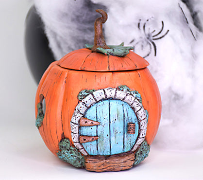 PUMPKIN FAIRY HOUSE! 