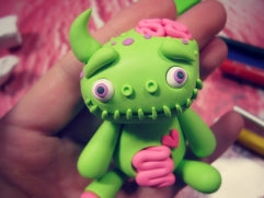 Add details to clay monster zombie