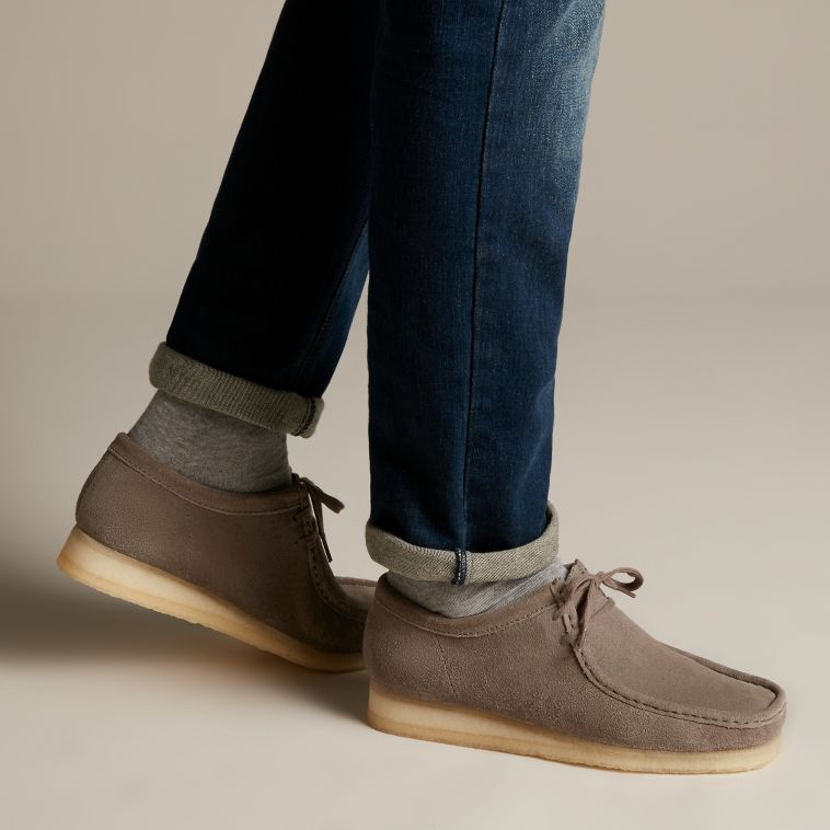 clarks mens shoes wallabees