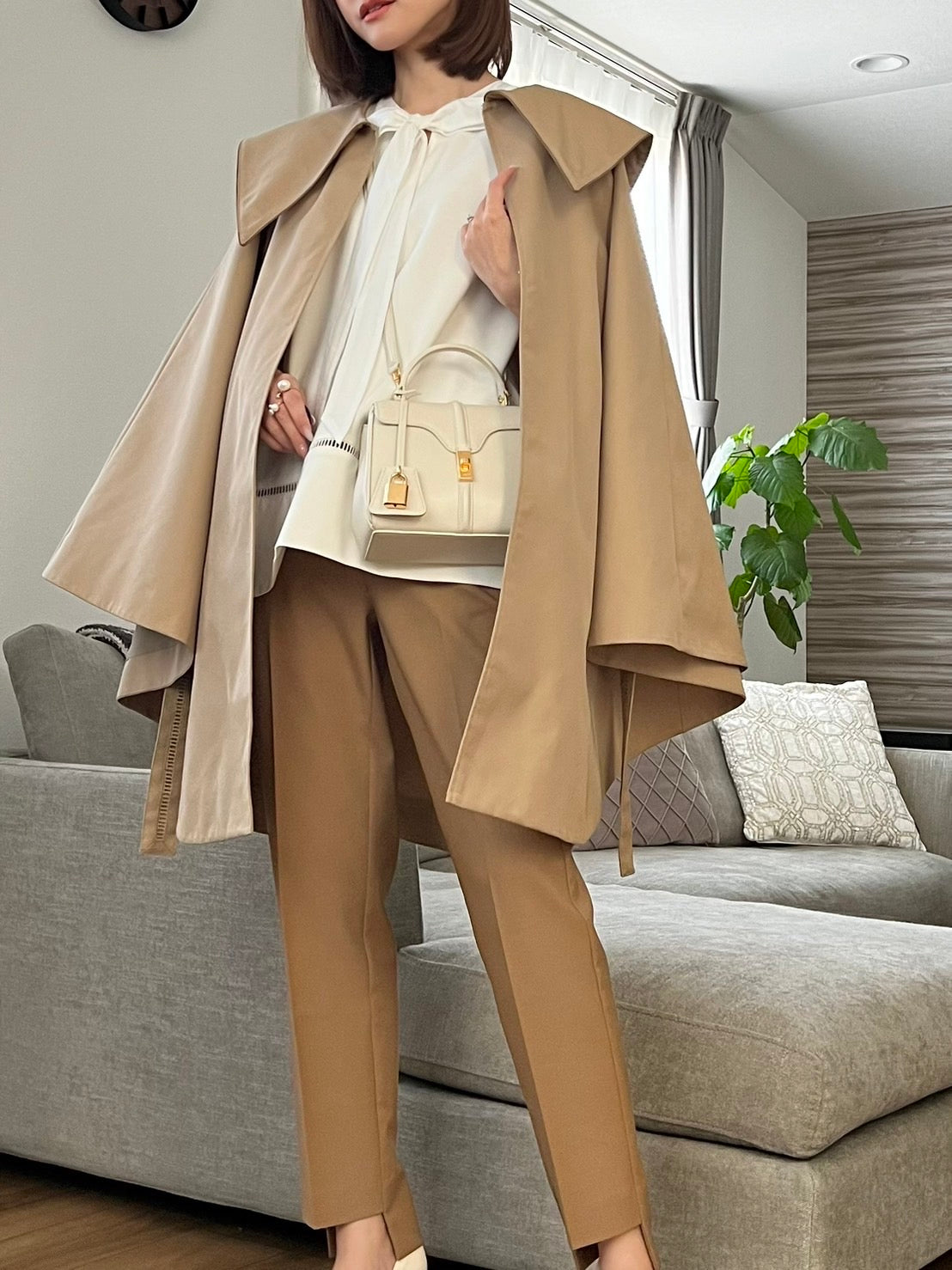 Pointed Big Collar Poncho Coat – Maison Echelle