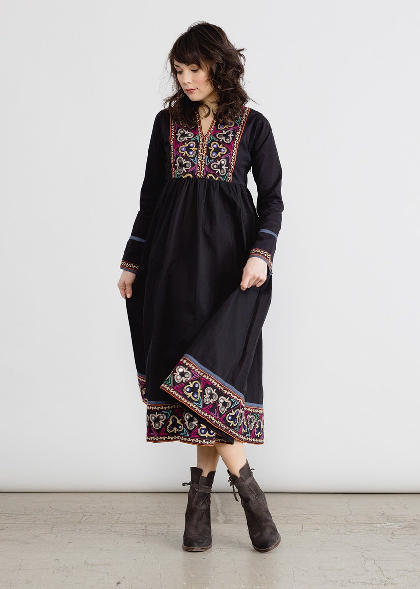 Shakti Embroidered Dress, Size M