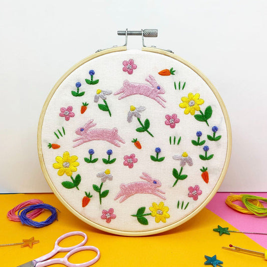 Meadow Flower Embroidery Kit – The Make Arcade