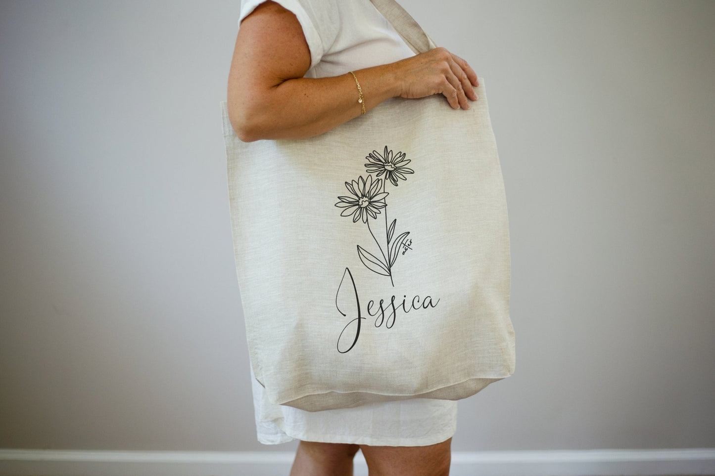 I wanted a tote bag like this AMBER original linen embroidery bag