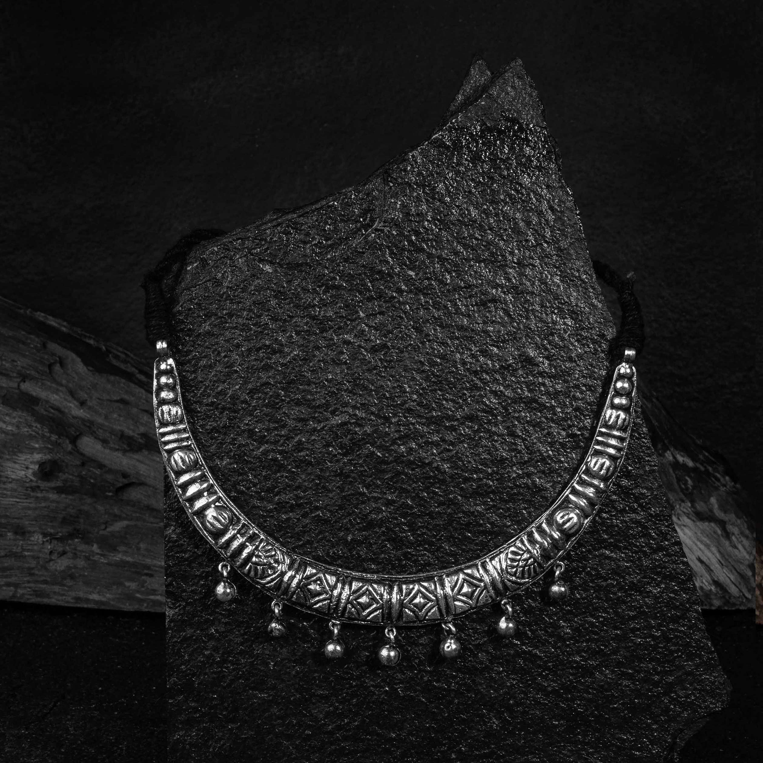 I Jewels Silver Oxidised Jewellery Choker Necklace Set with Earrings for  Women & Girls(MC118G) - I Jewels - 4054143