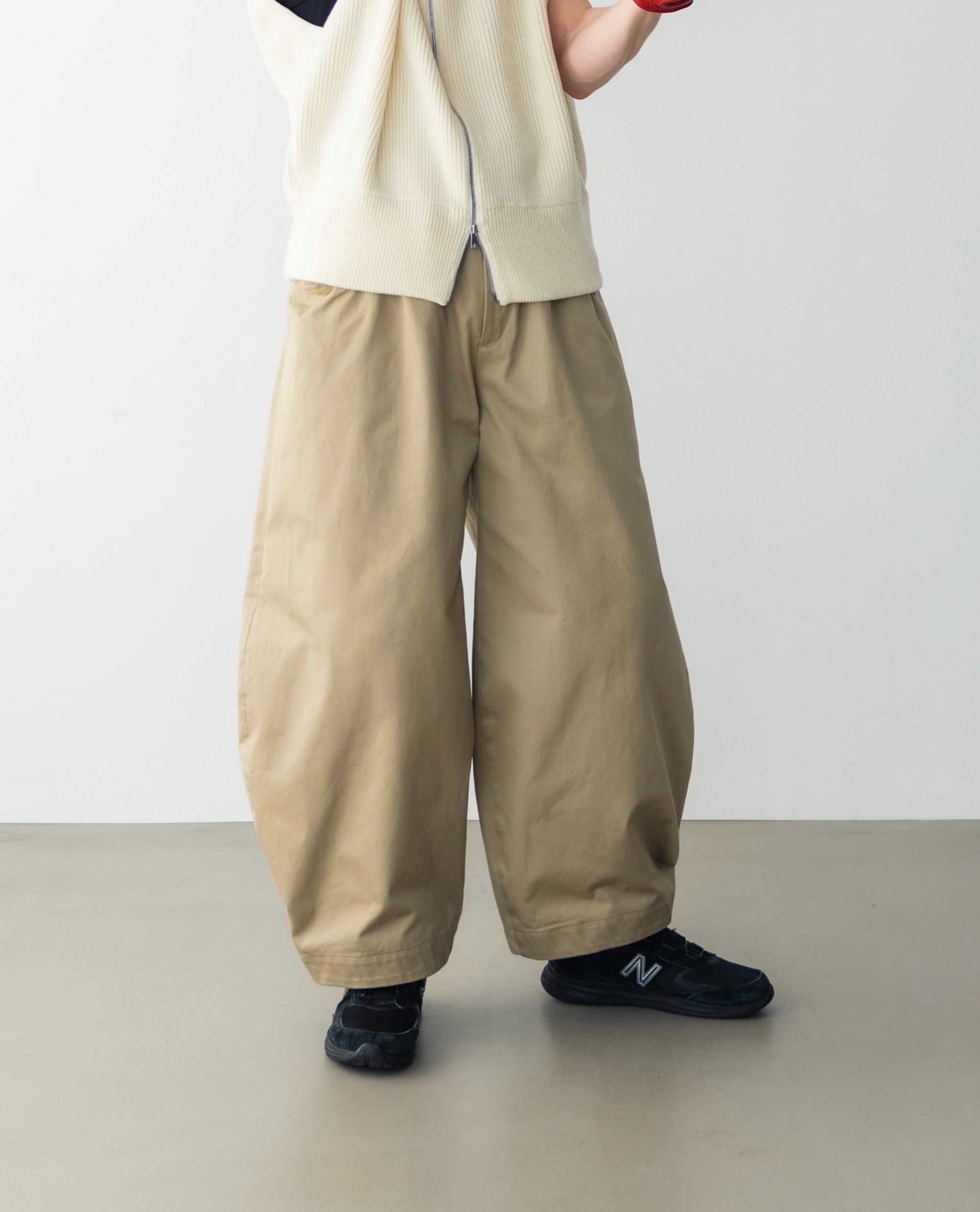 CLESSTE MASSIVE PANTS ベージュ-