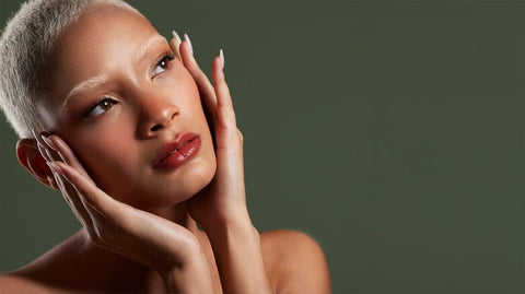 woman with bleached brows and bleached hair