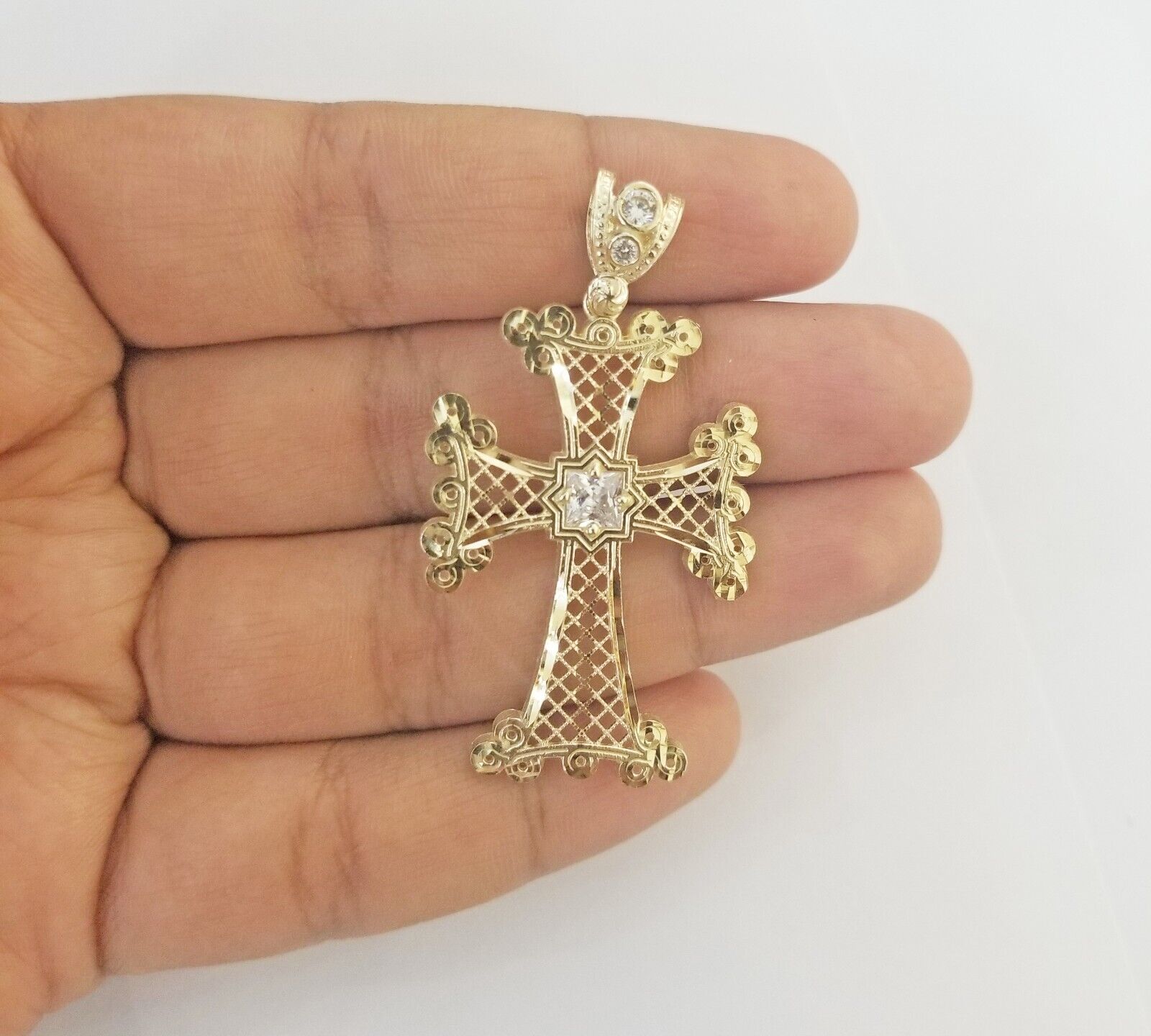 Women's Solid 10k Gold Shiny Jesus Cross Charm Pendant With Rope Chain –  Urban Fashion Jewelry