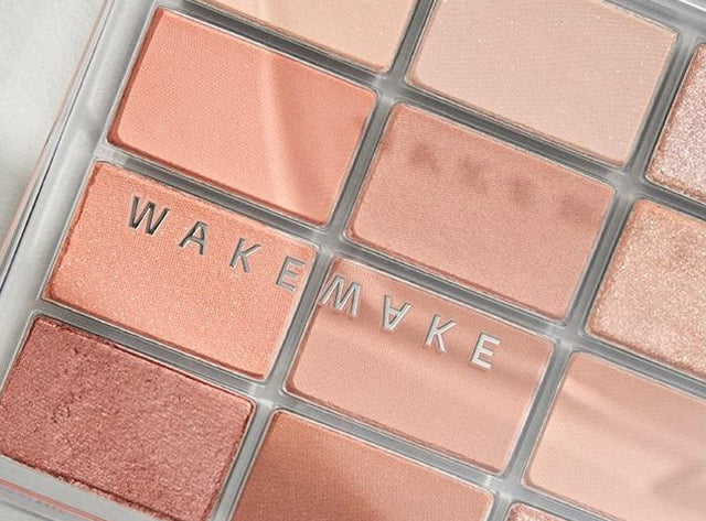 Picture of Soft Blurring Eye Palette