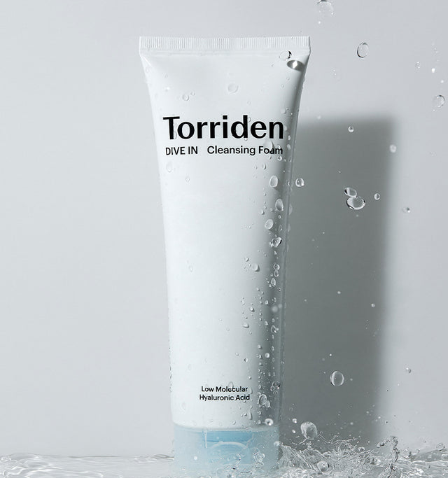 Picture of DIVE IN Low Molecular Hyaluronic Acid Cleansing Foam