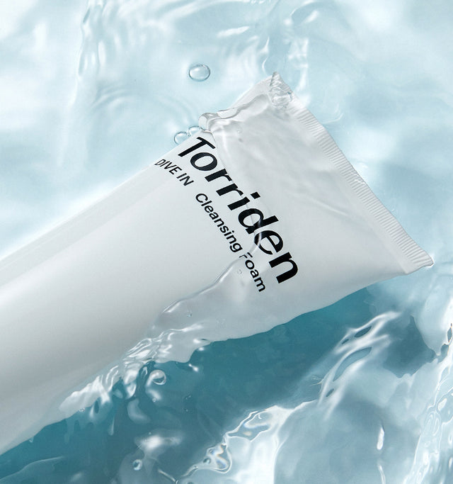 Picture of DIVE IN Low Molecular Hyaluronic Acid Cleansing Foam