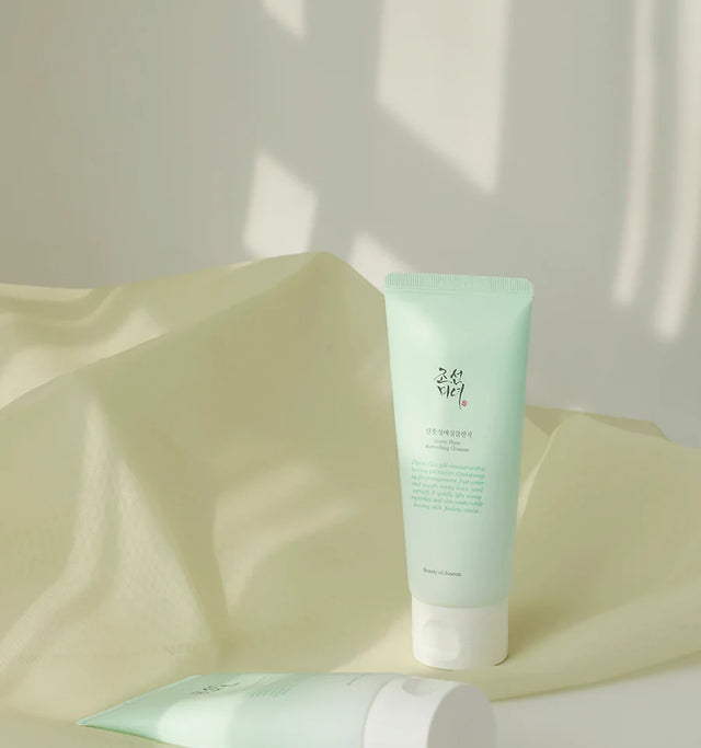 Picture of Green Plum Refreshing Cleanser