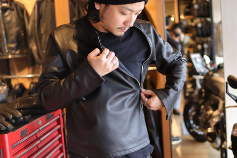 PULLOVER RIDERS 着用④