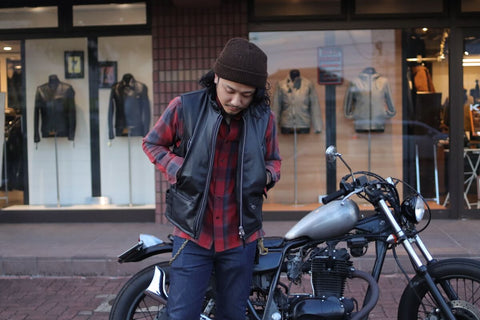 RIDERS DOWN VEST worn①